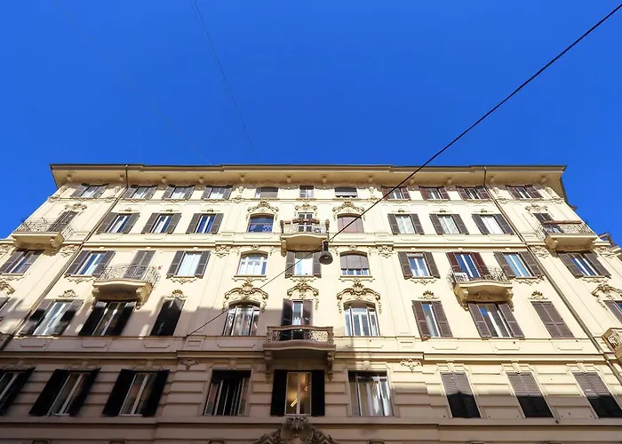 Prestigious Via Veneto Daire *
